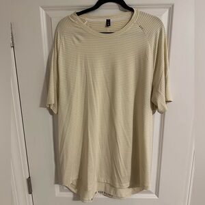 Licensed to train men’s lulu yellow shirt
